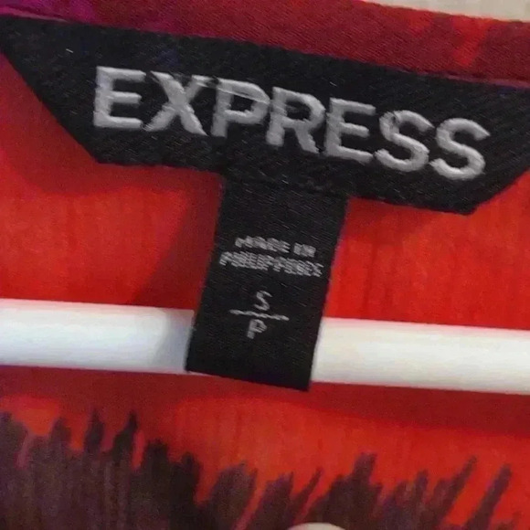 Women's Express short sleeve blouse size small multi color‎ - Picture 2 of 5